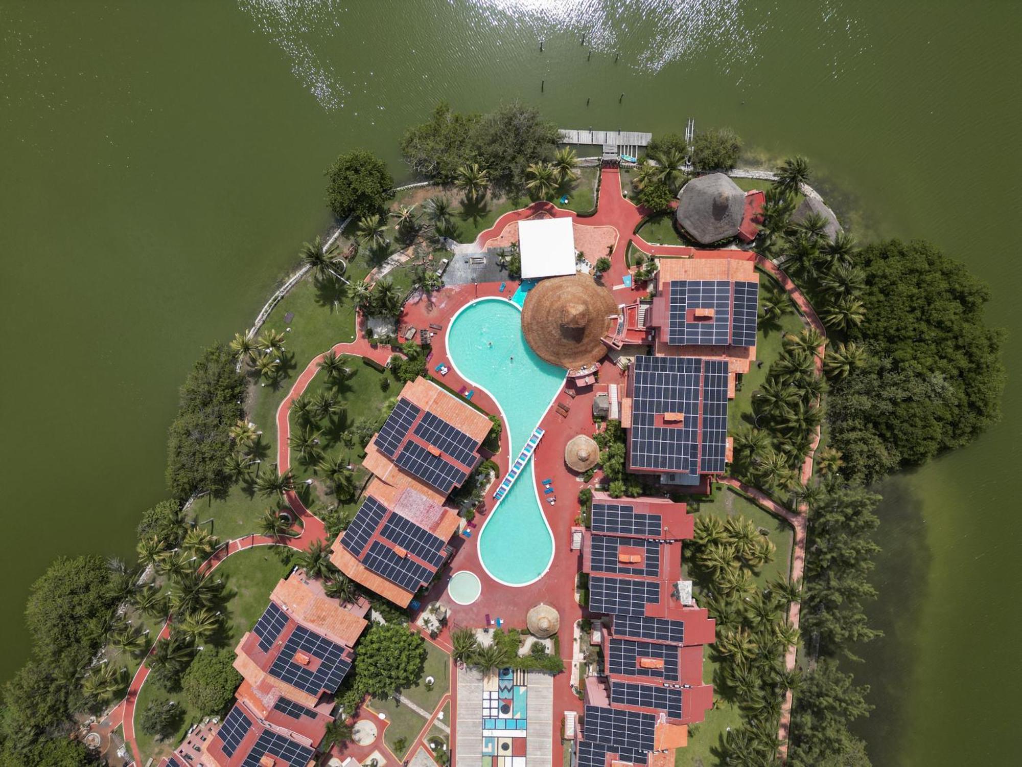 Where to Stay in Zona Hotelera: 3 Best Budget Hotels