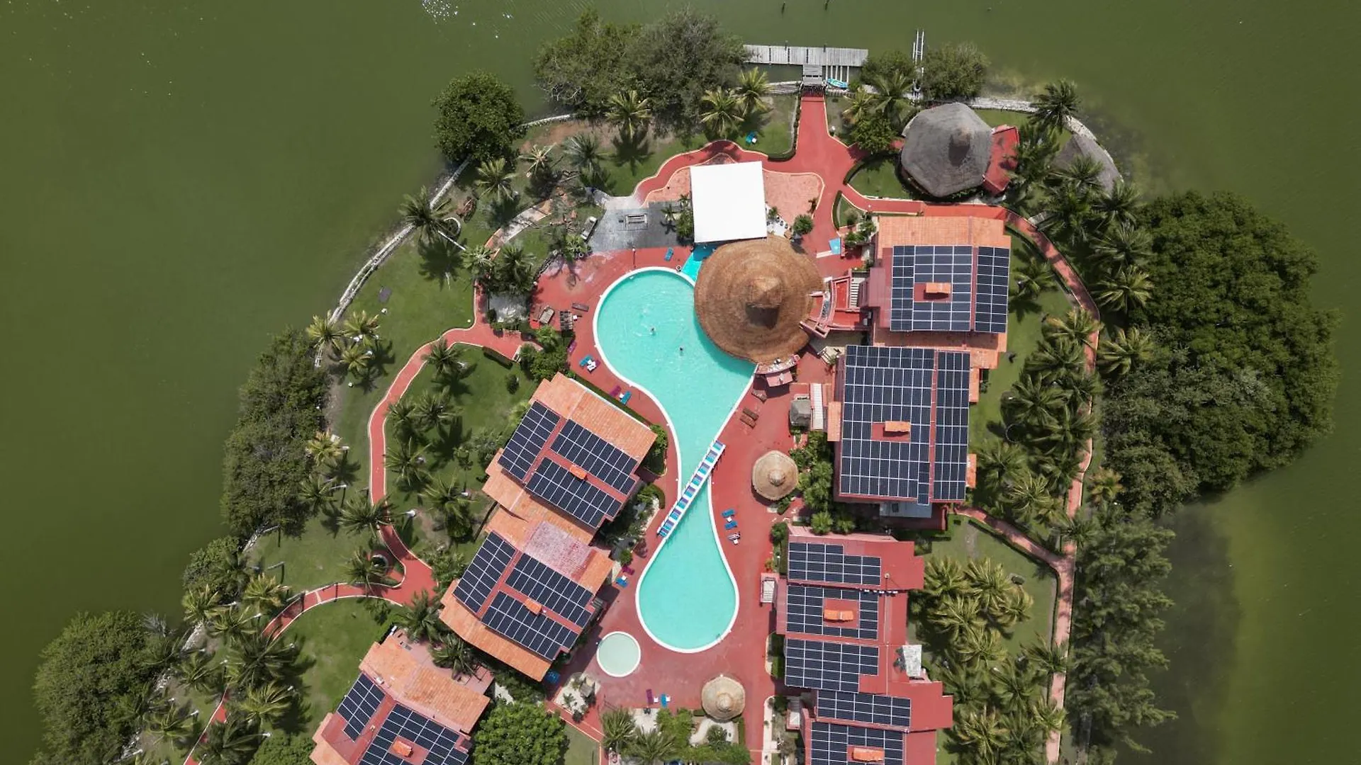 Where to Stay in Zona Hotelera: 3 Best Budget Hotels