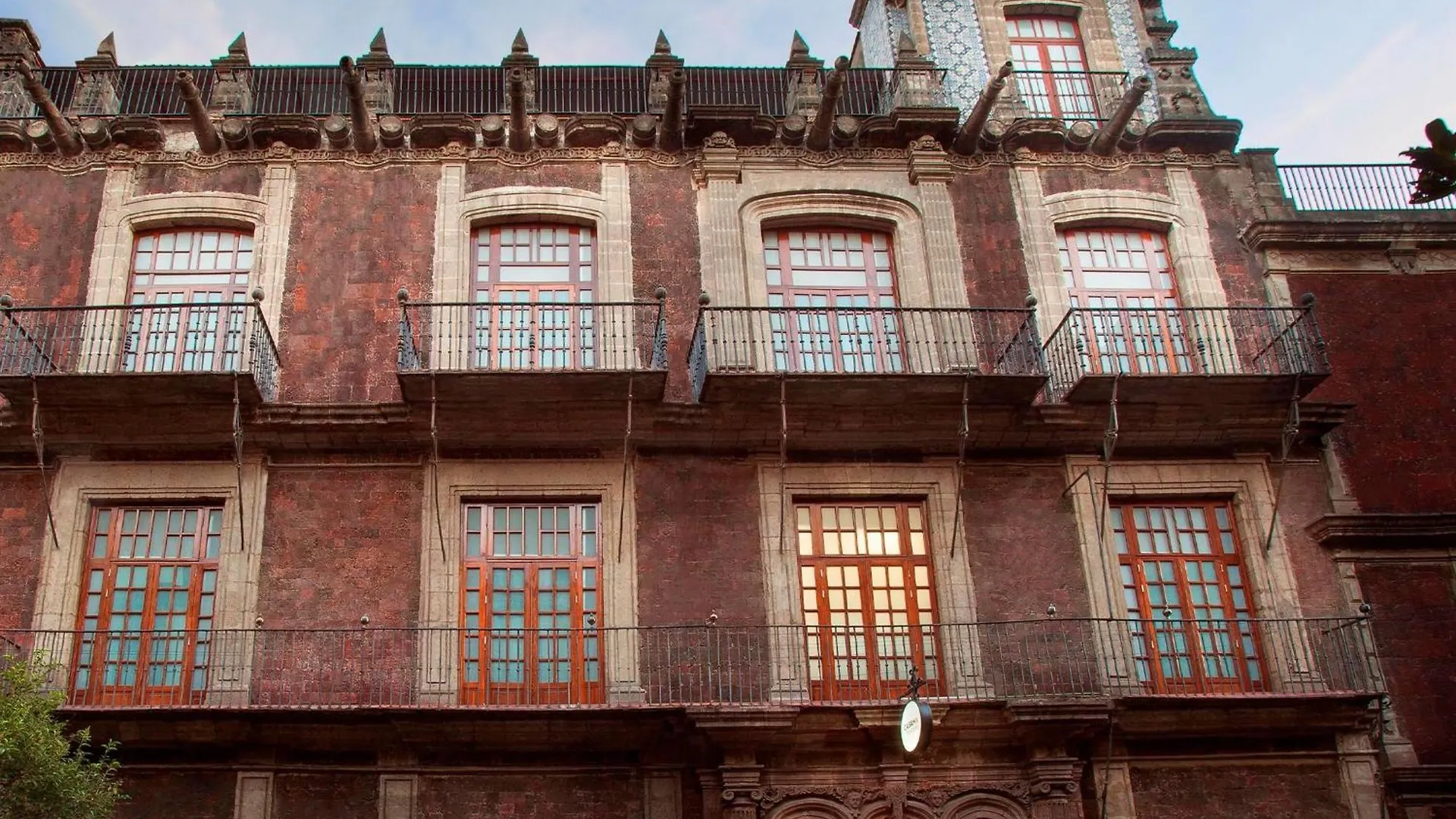 2 Central Hotels In Mexico City Historic Centre That Stand Out