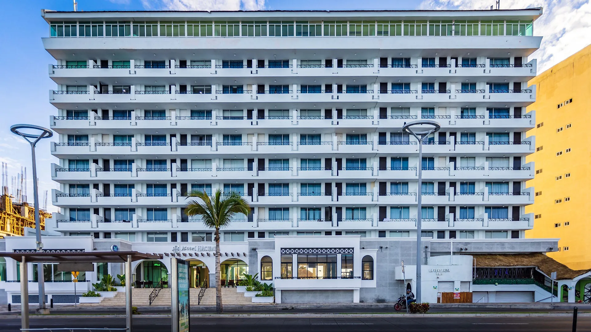 7 Cheap Hotels Near Plazuela Machado With Beach Access