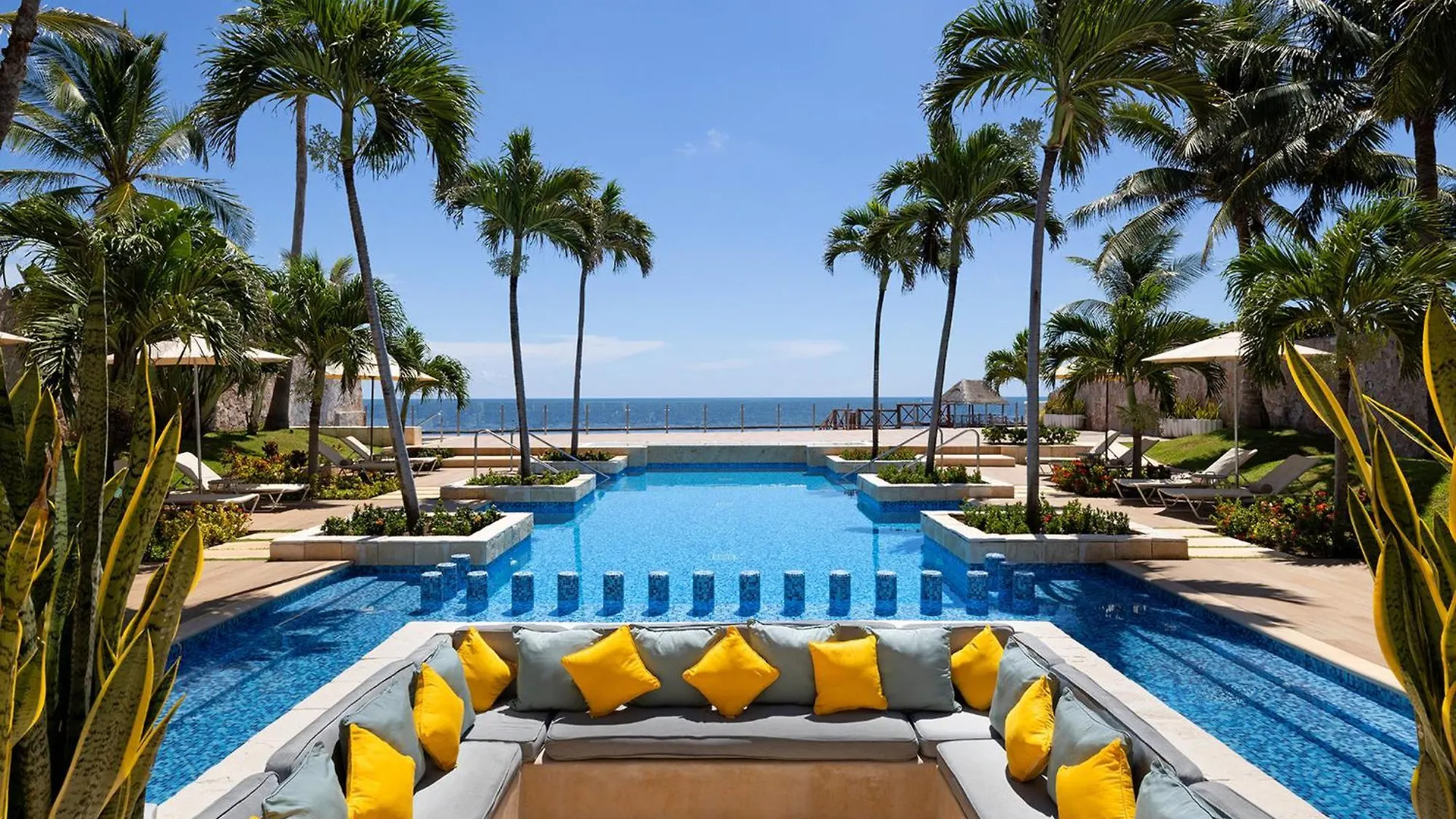 Staying in Yucatan Peninsula: 5 Hotels Compared