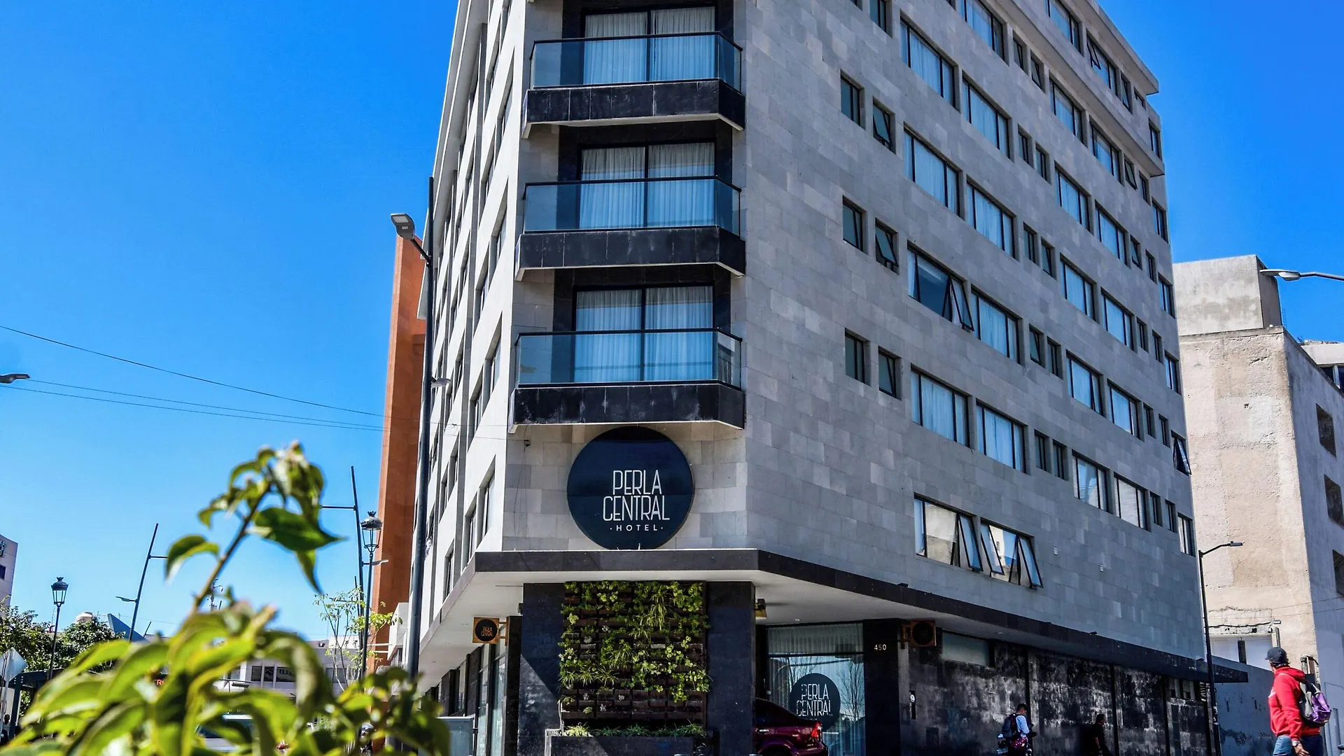 8 Top 4-Star Hotels in Centro Guadalajara Worth Booking