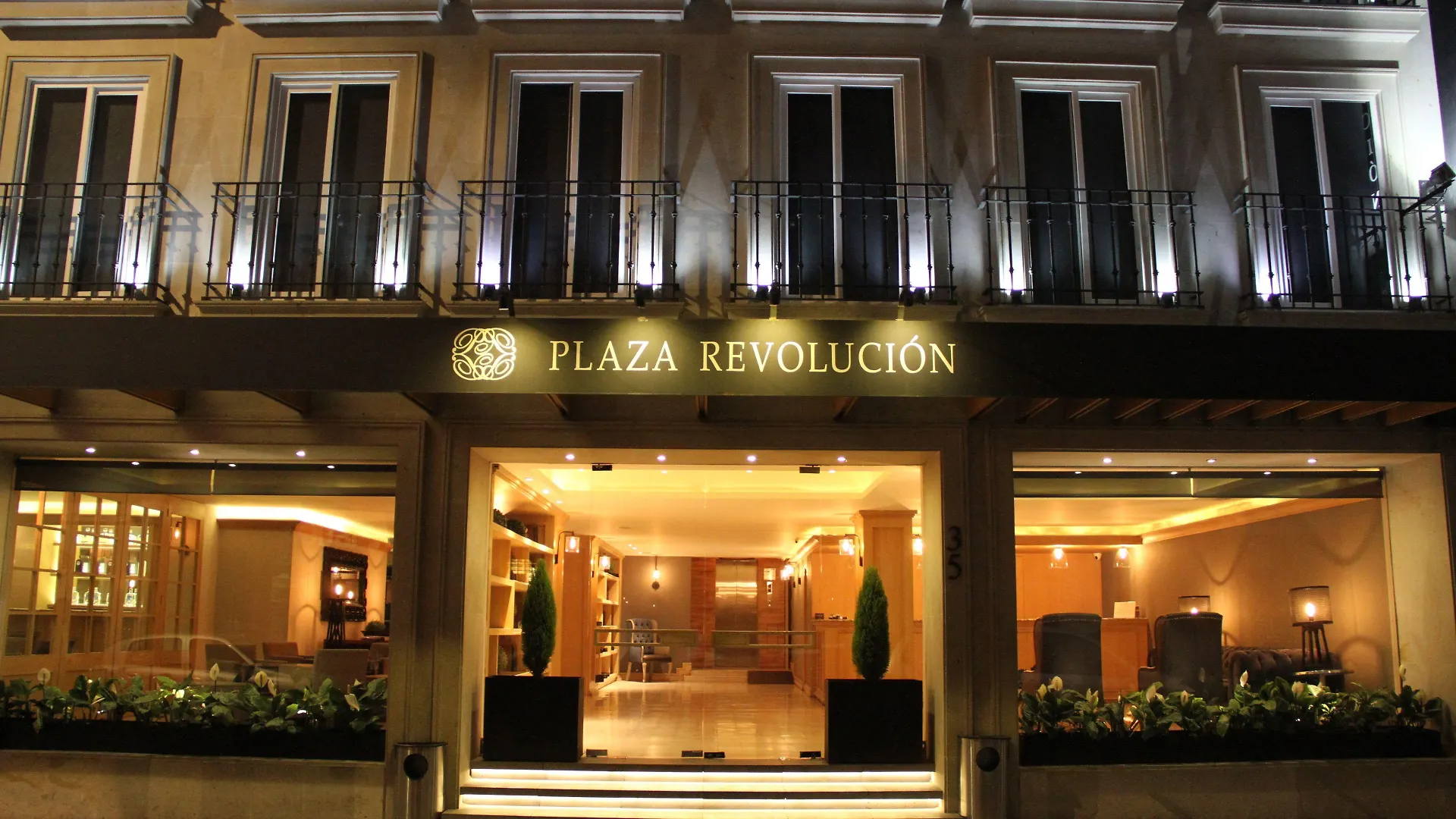 15 Top-Rated Airport Hotels Close to Chopo Art Museum