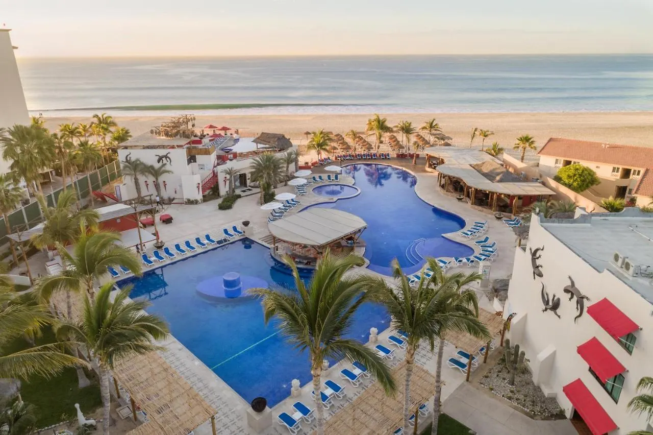 8 Smart Family Hotels Near Querencia Golf Course Worth Booking