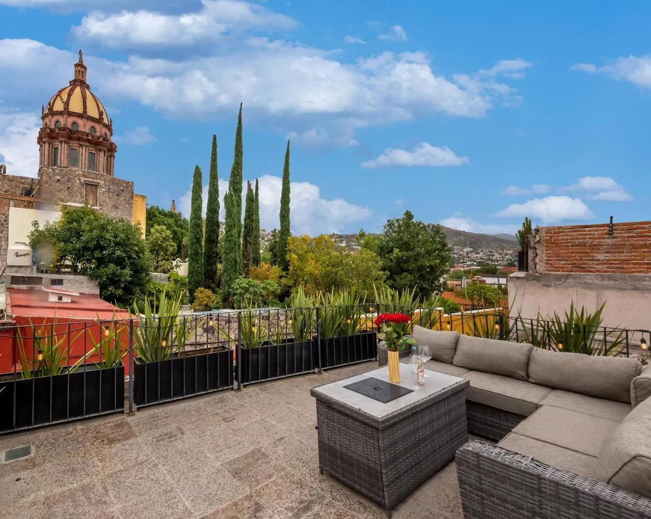 Staying Near The Viewpoint: 5 Central San Miguel Hotels Compared