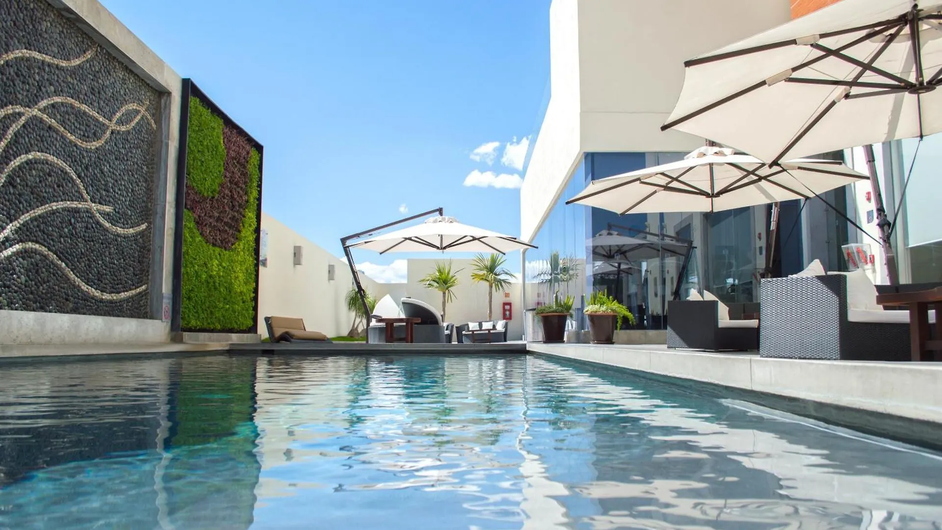 5 Exceptional Design Hotels Close to Corregidora Stadium