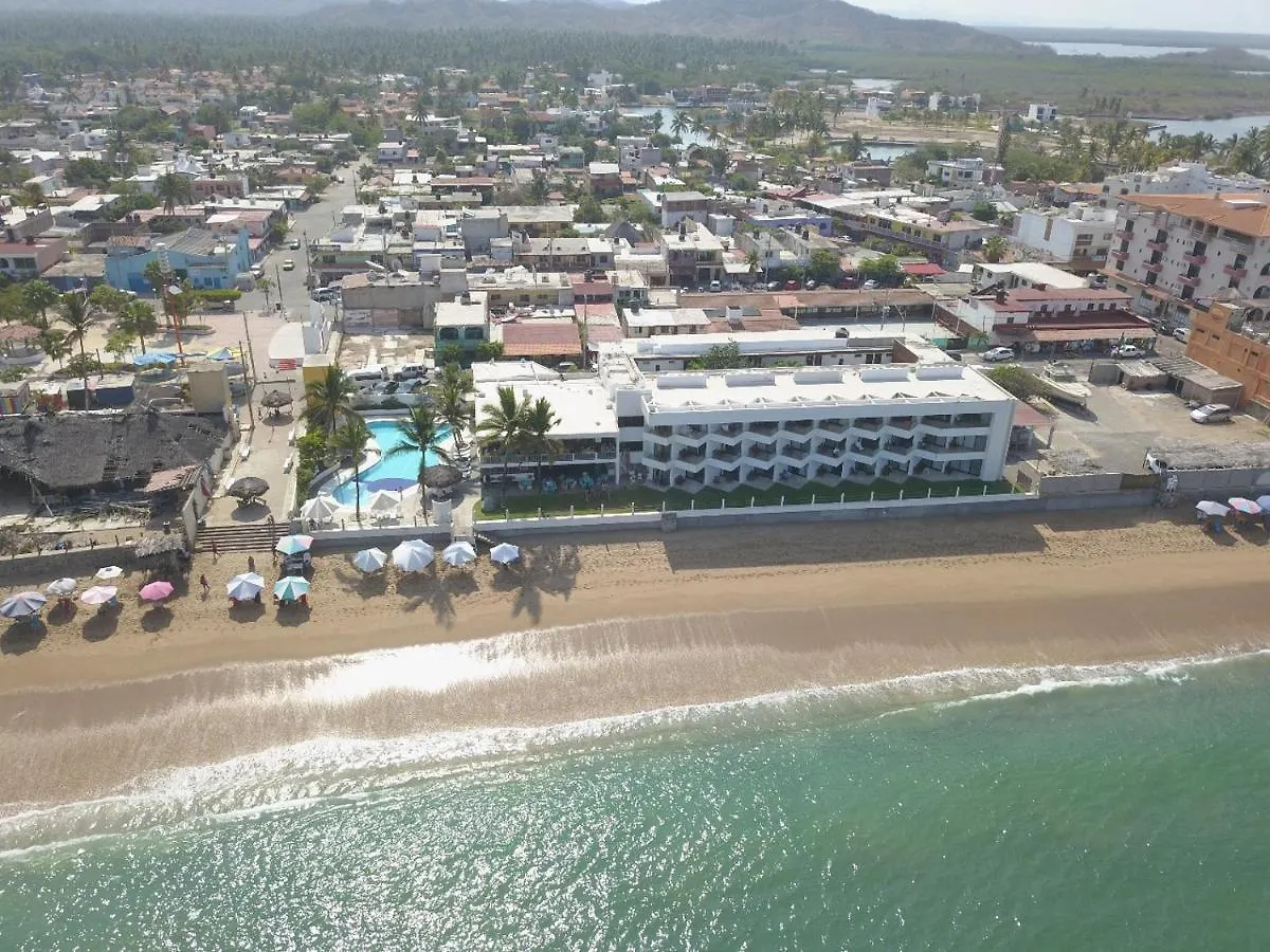 Where to Stay on the Pacific Coast: 15 Best Beach Hotels