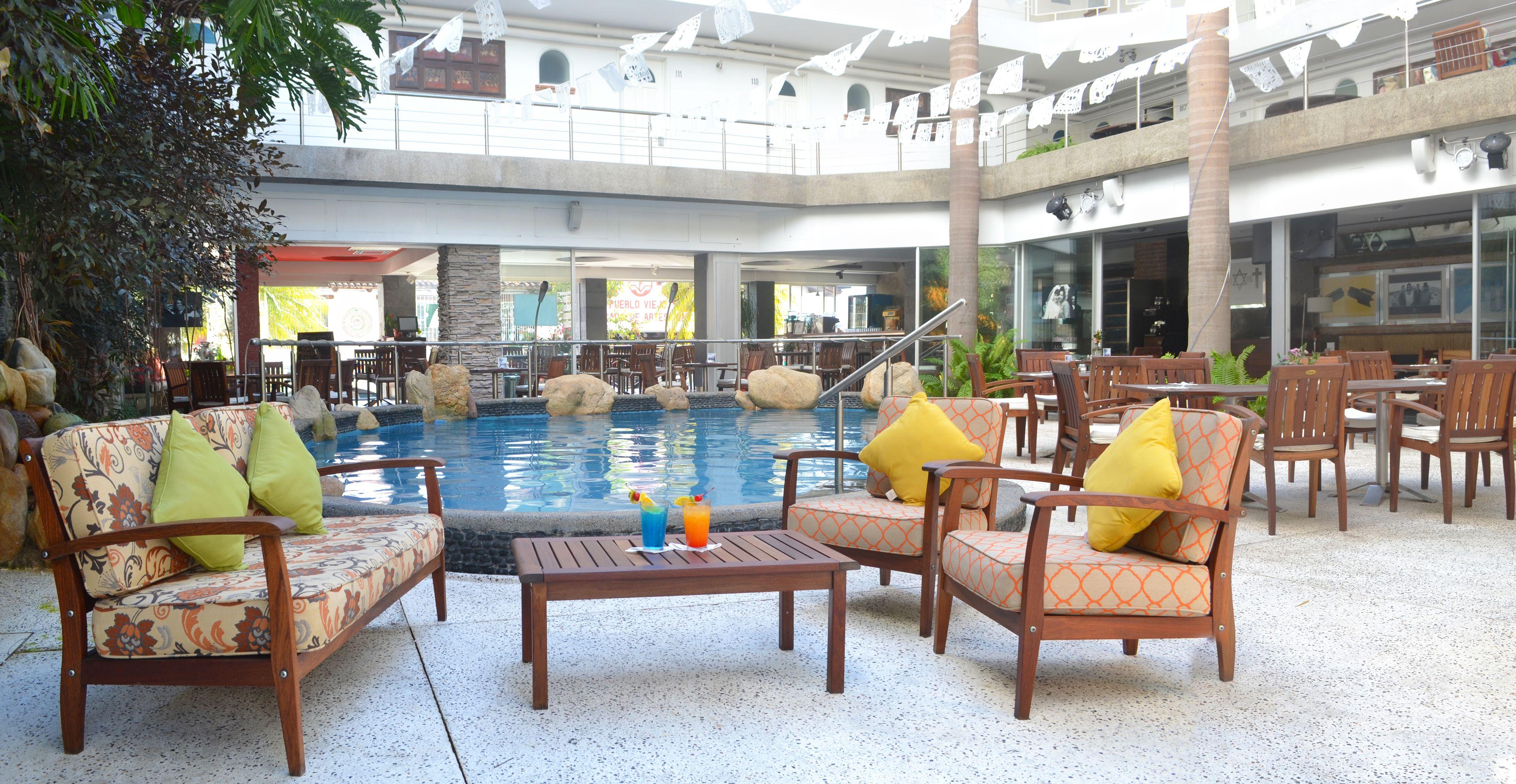 4 Smart Central Hotels in Downtown Puerto Vallarta Worth Booking