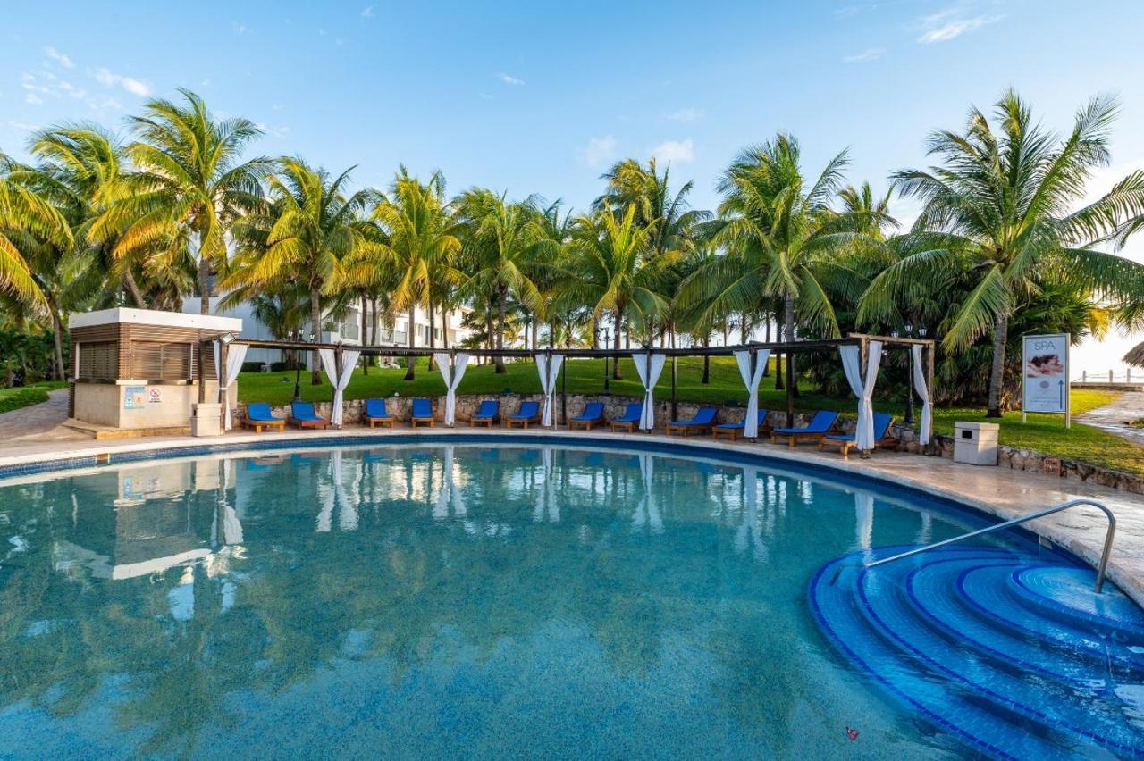 15 Beach Hotels Near Luxury Avenue Cancun Worth Booking