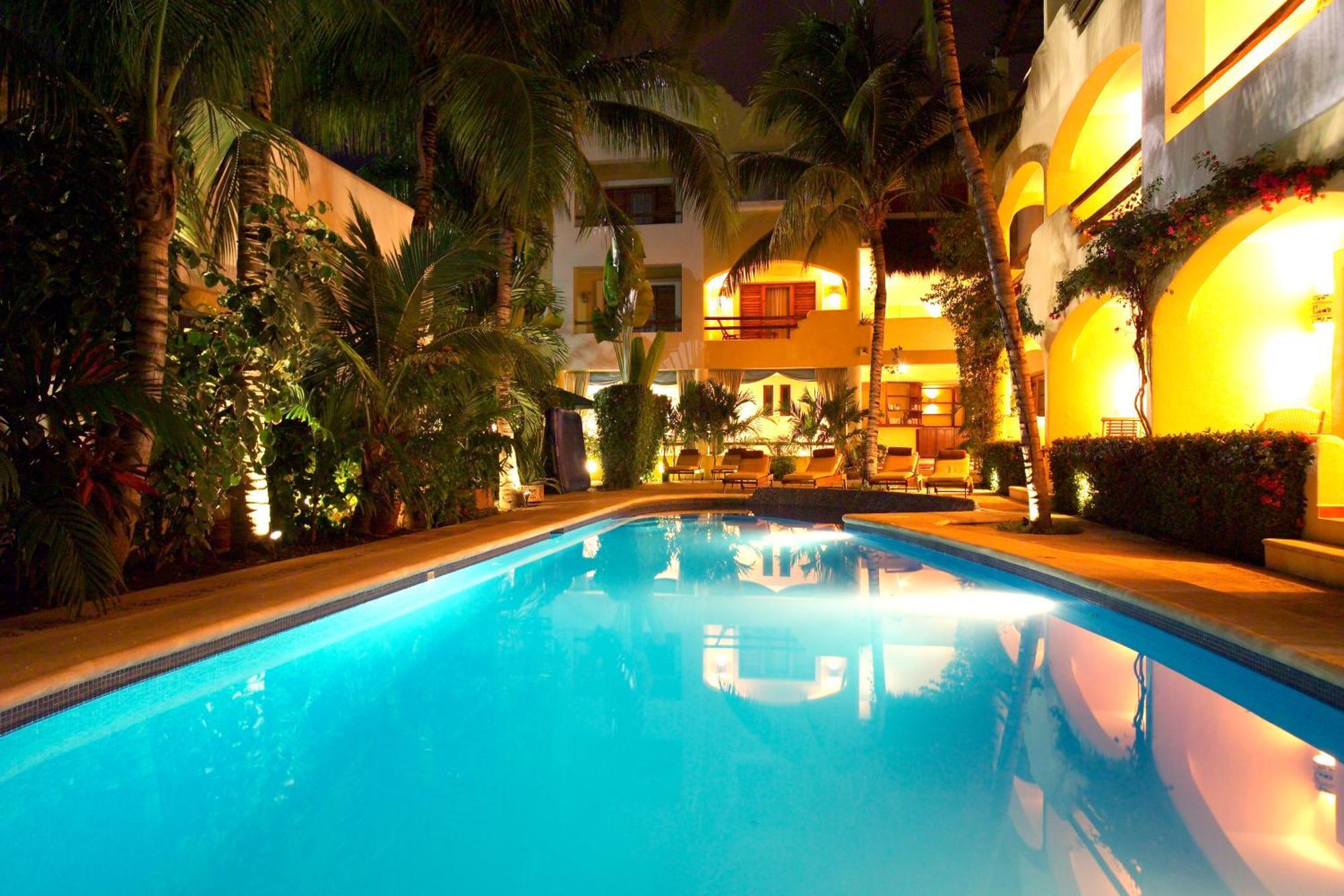 15 All-Inclusive Hotels Near Coco Bongo Worth Booking