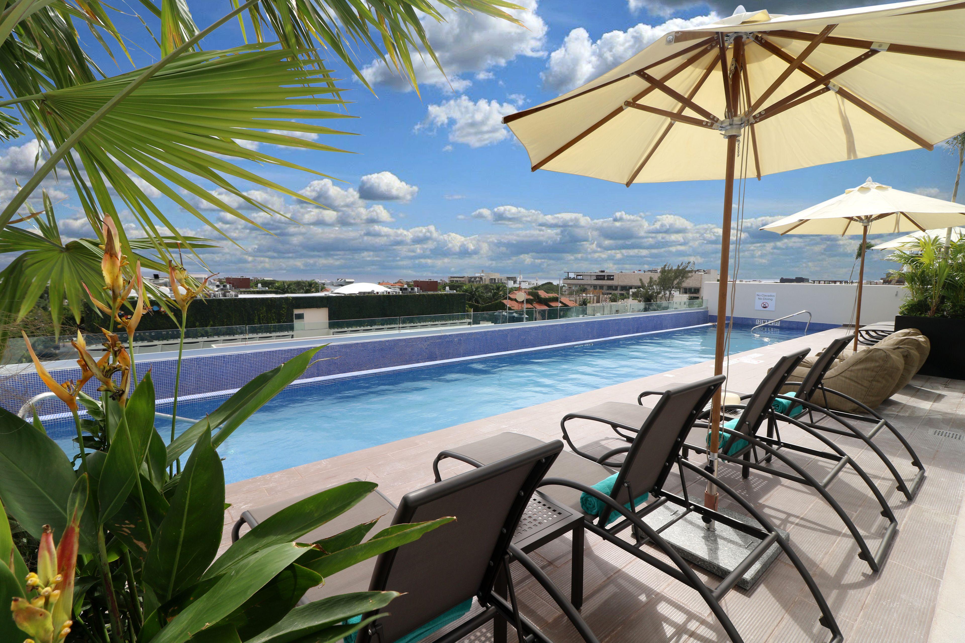 5 Business Hotels Close to Mamita's Beach Club, Playa del Carmen