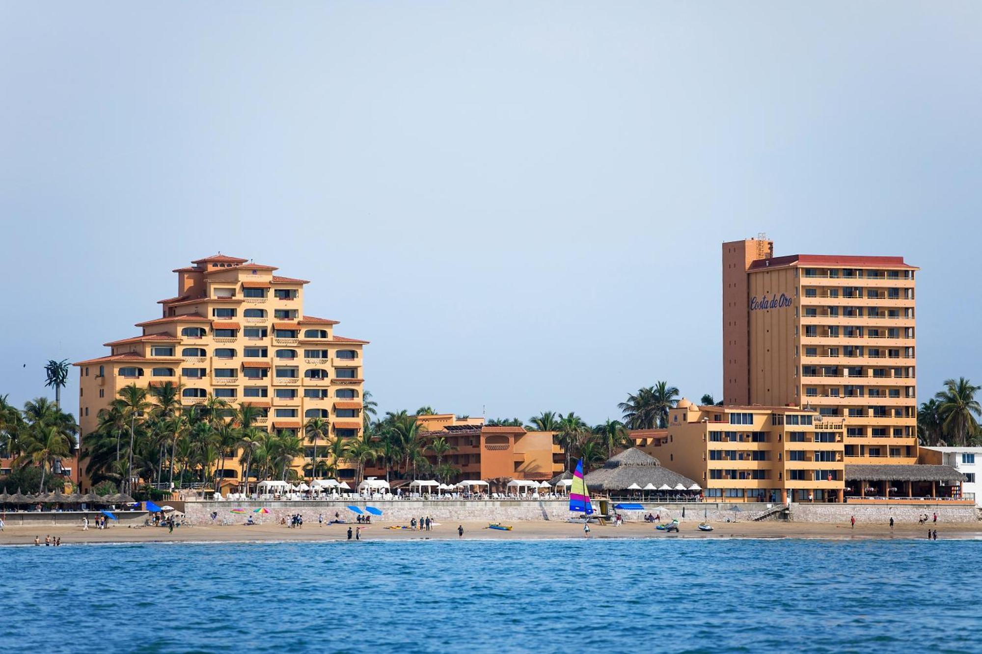 Where to Stay Near Mazatlan International Center: 8 Beach Hotels