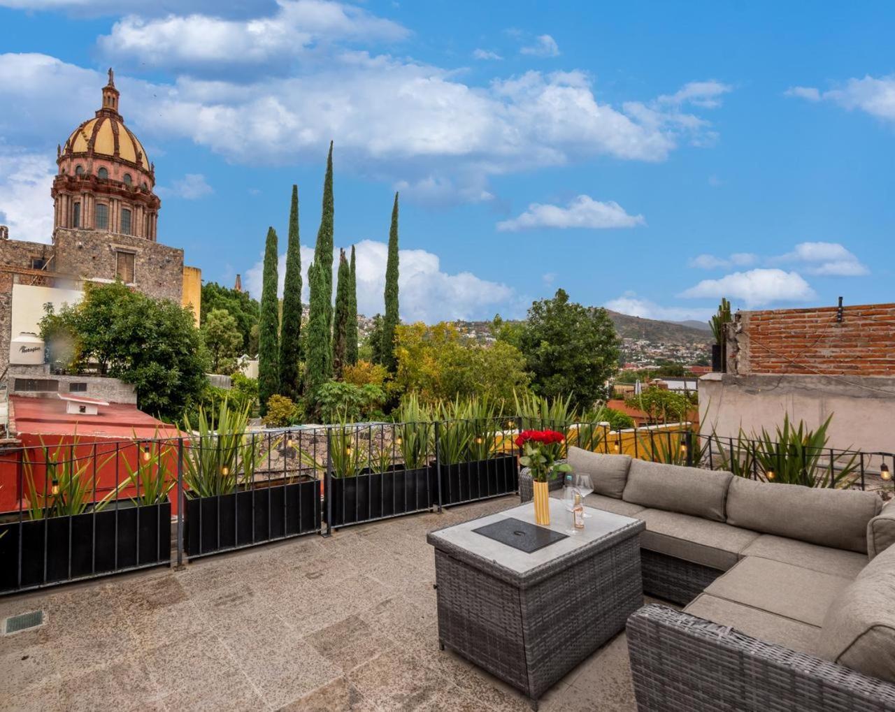 Staying Near The Viewpoint: 5 Central San Miguel Hotels Compared