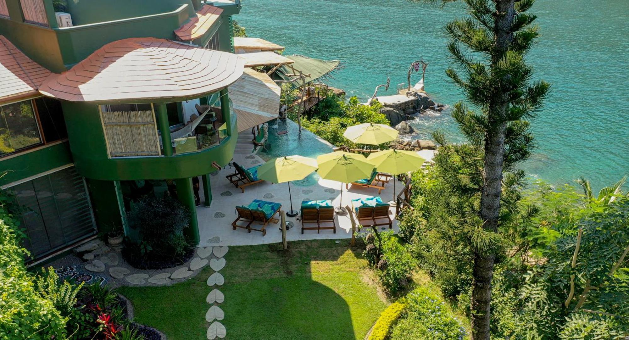 15 Beach Hotels in Mexico That Actually Deliver on the Coast